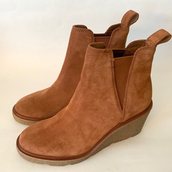 Clarks Women's Clarkford Top Dark Tan Suede Wedged Boots Camel Brown Booties 7.5 - Picture 10 of 14